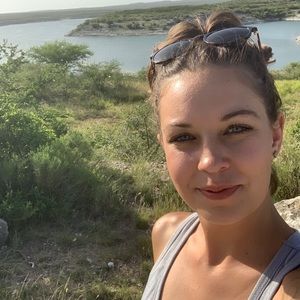 Meet your Posher, Tiffany